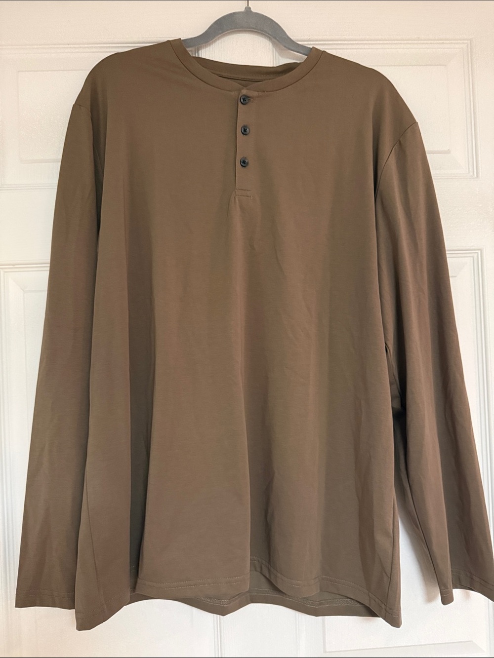 Kenneth Cole Long-Sleeve Henley in Brown